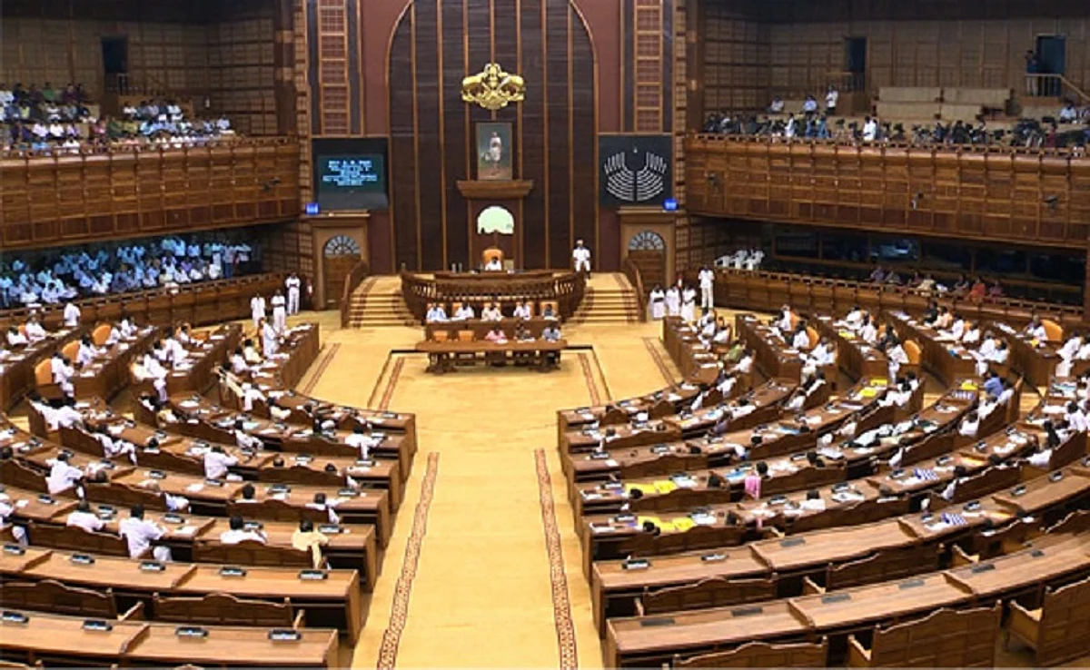 ലൈഫ് മിഷൻ: നിയമസഭയിൽ പ്രതിപക്ഷത്തിന്റെ അടിയന്തര പ്രമേയം