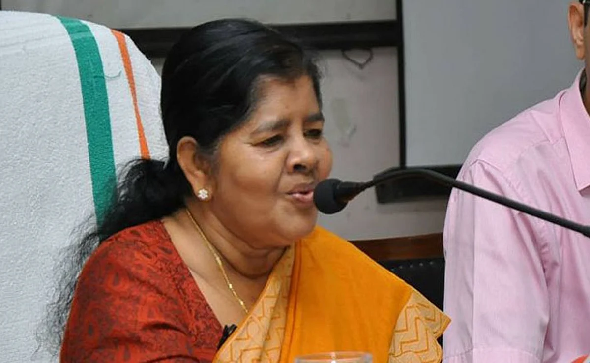 സ്വയം പര്യാപ്തതയിലൂടെ പൊതുമേഖല നിലനിര്ത്തുകയാണ് സര്ക്കാരിന്റെ ലക്ഷ്യം: ജെ മേഴ്സിക്കുട്ടിയമ്മ