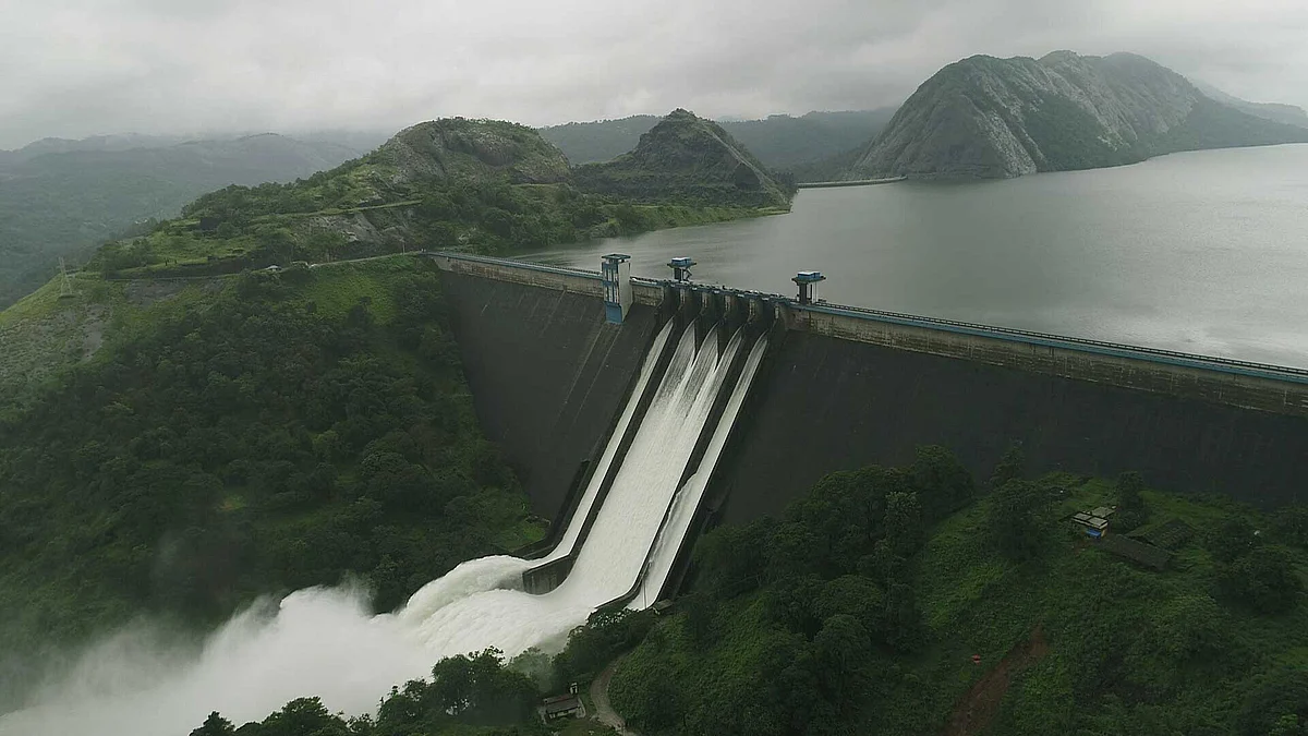 'ഡാമുകൾ സുരക്ഷിതം'; ഹൈക്കോടതിയില് സര്ക്കാര്