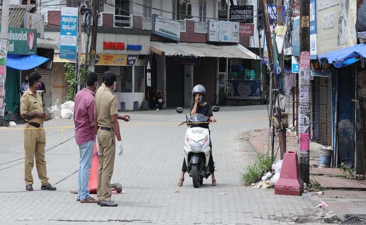നാല് പുതിയ ഹോട്ട് സ്പോട്ടുകള്;10 പ്രദേശങ്ങളെ ഒഴിവാക്കി