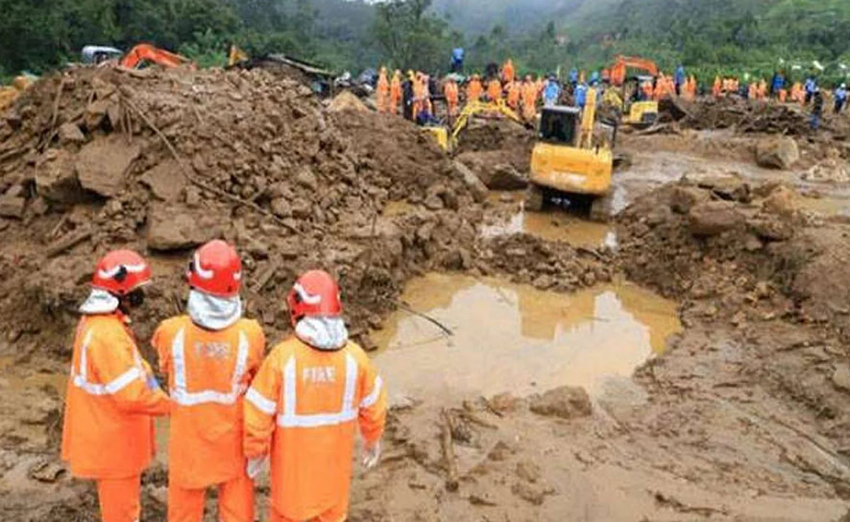 പെട്ടിമുടി ദുരന്തം: മൂന്നാംഘട്ട തെരച്ചില് ആരംഭിച്ചു