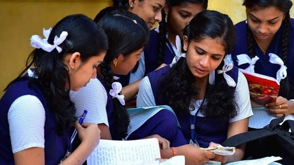 എസ്എസ്എല്സി, ഹയര് സെക്കന്ററി പരീക്ഷകള് മാര്ച്ച് 17 മുതല് നടത്താൻ തീരുമാനം