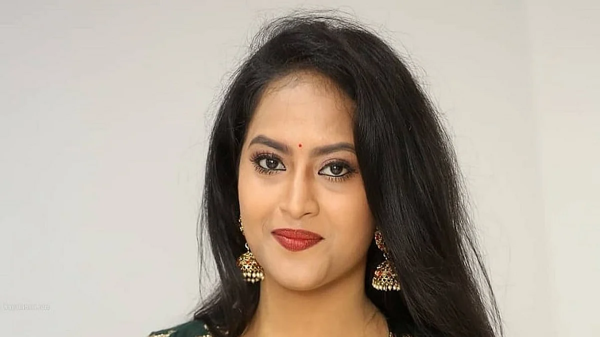 സീരിയല് നടി ശ്രാവണി ആത്മഹത്യ ചെയ്ത നിലയില്