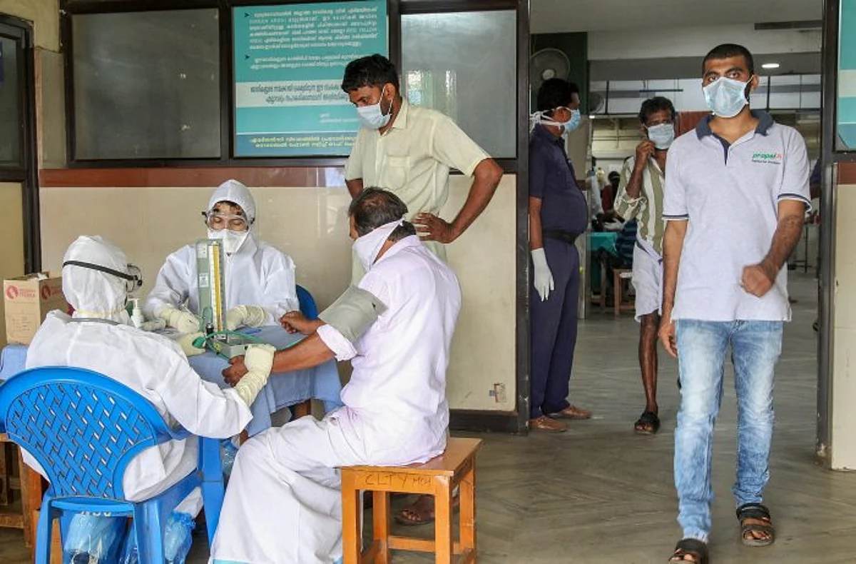 കോഴിക്കോട് കോവിഡ് വ്യാപനം അതിരൂക്ഷം; ഇന്ന് അടിയന്തര യോഗം