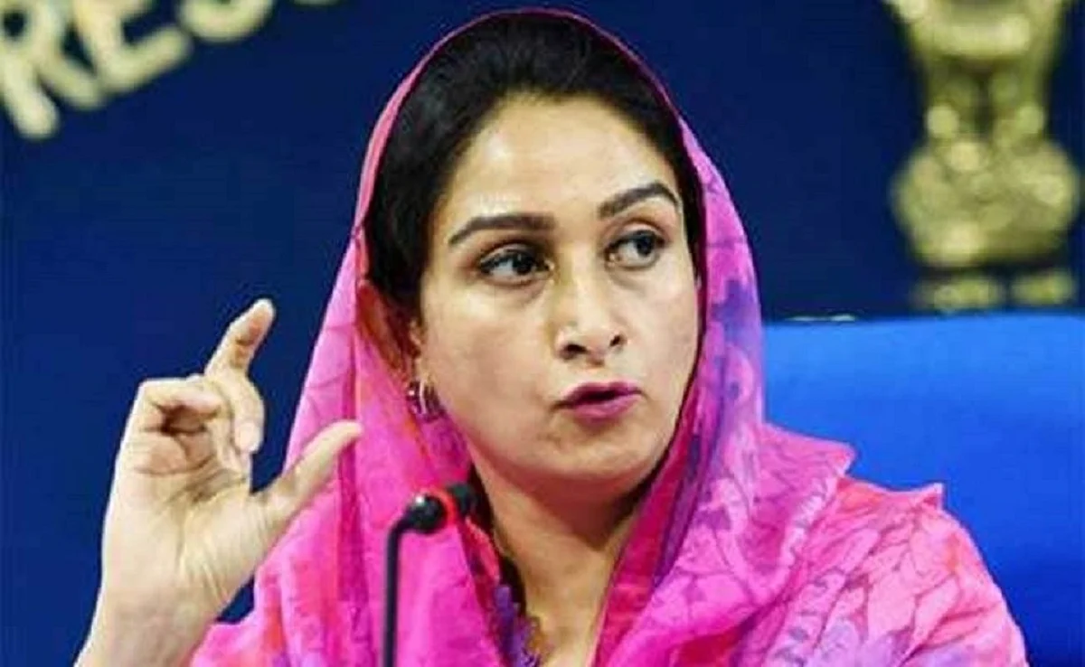 കാര്ഷിക ബില്ലുകളില് പ്രതിഷേധം; കേന്ദ്രമന്ത്രി ഹര്സിമ്രത് കൗര് രാജിവച്ചു
