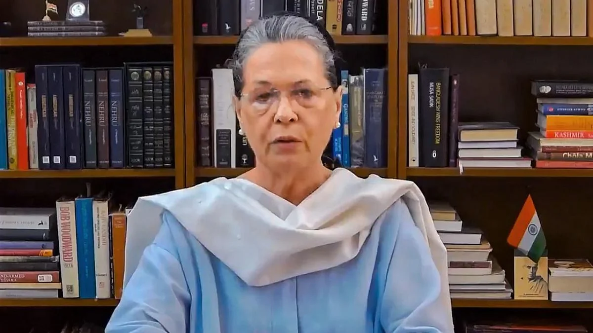 കേന്ദ്ര നിയമം മറികടക്കാൻ പുതിയ നിയമം നിർമിക്കണം; സംസ്ഥാനങ്ങളോട് സോണിയ