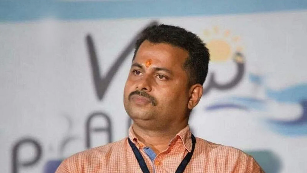 പാലത്തായി പീഡനം: അധ്യാപകരുടെ ശുചിമുറിയിലെ രക്തക്കറയുള്ള ടൈലുകള് ഫൊറന്സിക് പരിശോധനക്ക്