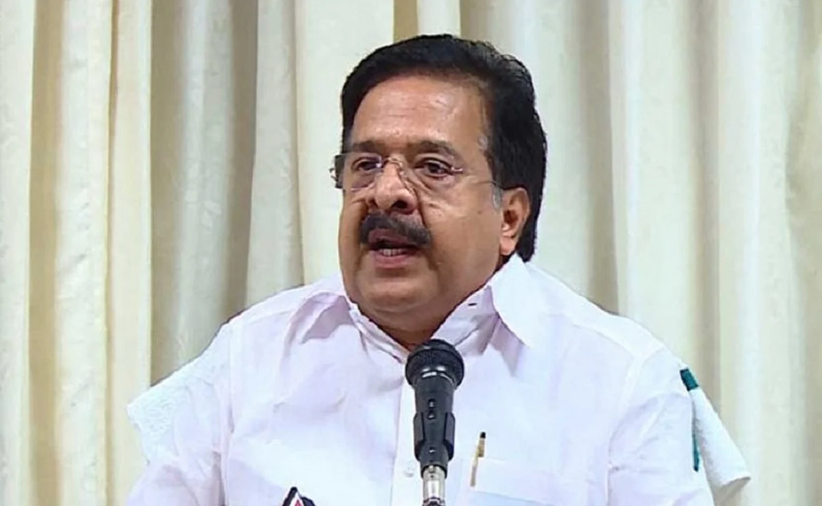 ഫോറന്സിക് ഉദ്യോഗസ്ഥർക്ക് ശകാരം, ഭീഷണി; കേസ് അട്ടിമറിക്കാൻ ശ്രമിക്കുന്നെന്ന് ചെന്നിത്തല