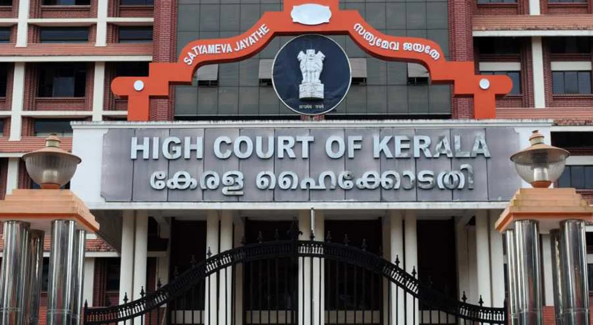 മുളന്തുരുത്തി പള്ളിയുടെ താക്കോല് ഓര്ത്തഡോക്സ് സഭയ്ക്ക് കൈമാറണമെന്ന് ഹൈക്കോടതി