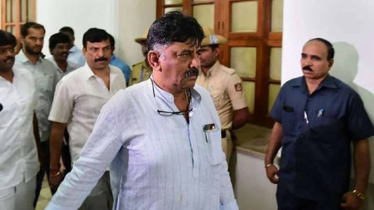 ഡികെ ശിവകുമാറിനെതിരെ സിബിഐ റെയ്ഡ്; 50 ലക്ഷം പിടിച്ചെടുത്തതായി റിപ്പോര്ട്ട്