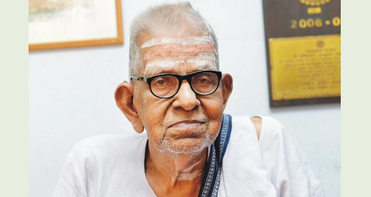 മഹാകവി അക്കിത്തം അച്യുതന് നമ്പൂതിരി അന്തരിച്ചു