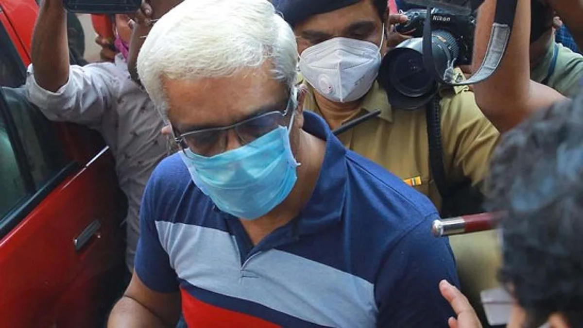ഡോളര് കടത്ത്: എം ശിവശങ്കറിനെ പ്രതിചേര്ത്ത് കസ്റ്റംസ്