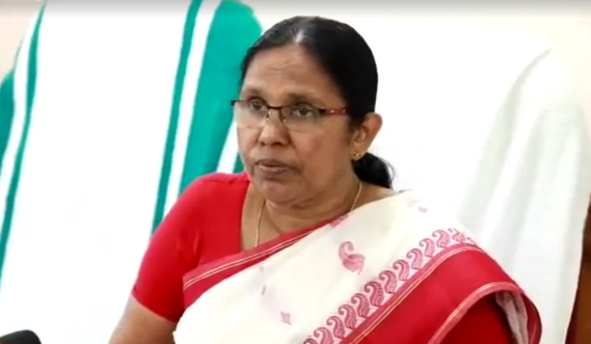 കളമശ്ശേരി മെഡിക്കല് കോളേജ് നഴ്സിംഗ് ഓഫീസർക്ക് സസ്പെൻഷൻ