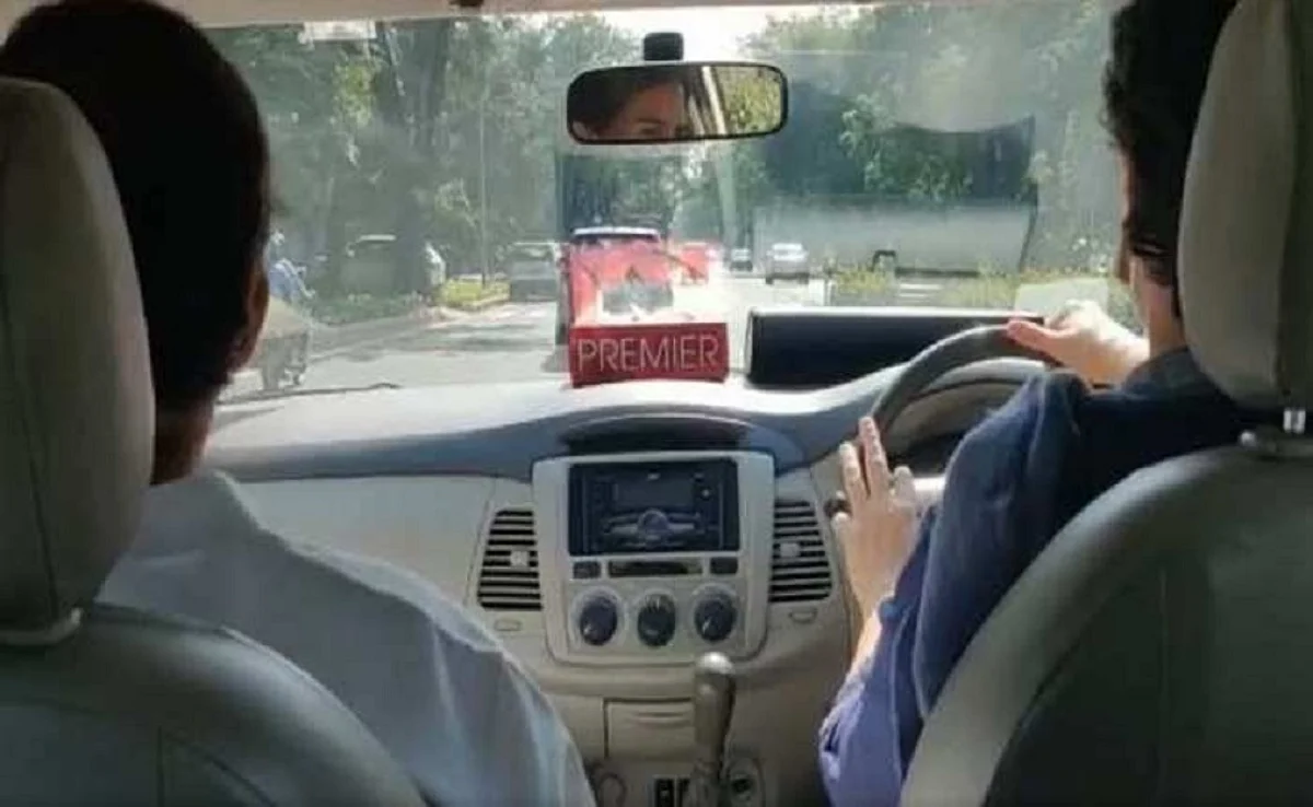നോയിഡയിൽ ആദ്യം തടഞ്ഞു, പ്രതിഷേധം, പിന്നീട് അനുമതി; രാഹുലും പ്രിയങ്കയും ഹത്രാസിലേക്ക്