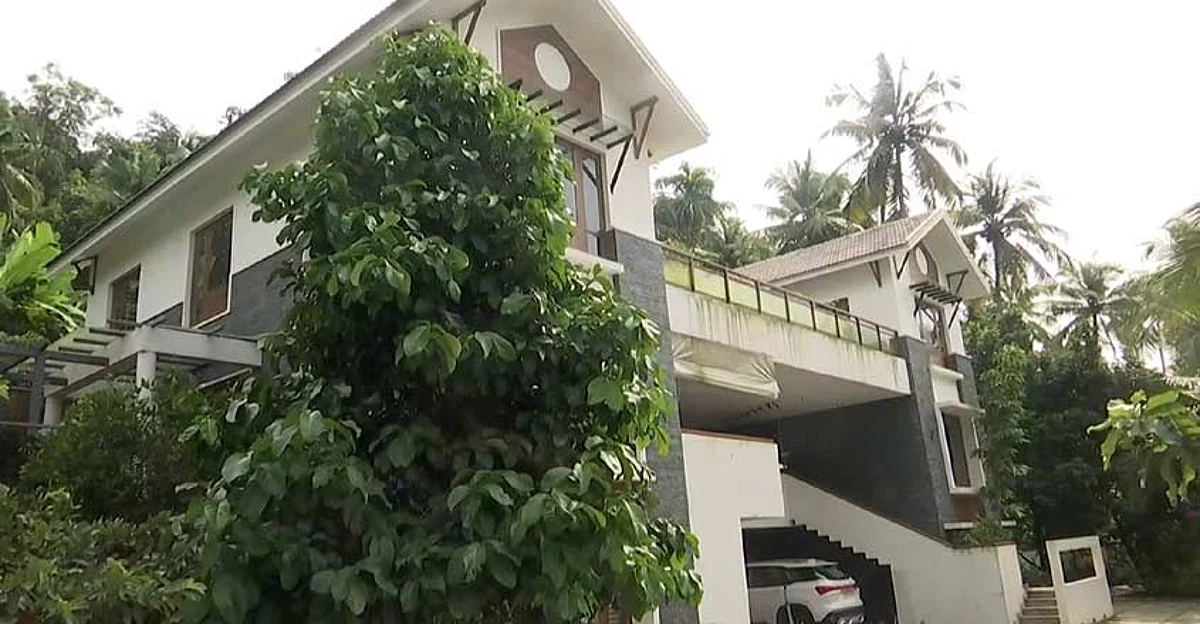 കെ.എം ഷാജിയുടെ വീടിന്
1.6 കോടി മതിപ്പുവില