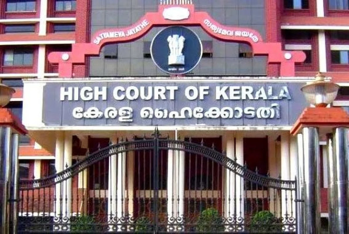 കോതമംഗലം പള്ളി ജനുവരി എട്ടിനകം പള്ളി ഏറ്റെടുക്കണമെന്ന് ഹൈക്കോടതി