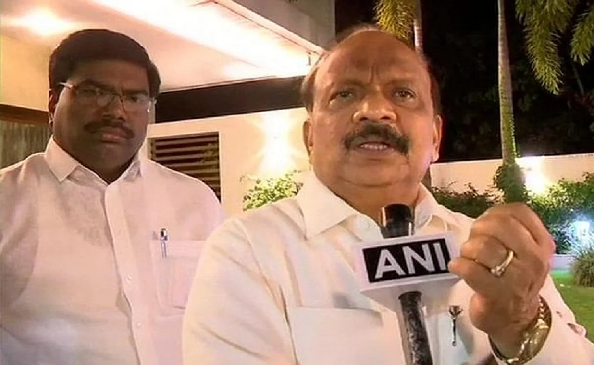 നിക്ഷേപ തട്ടിപ്പ് കേസ്: കോണ്ഗ്രസ് നേതാവും മുന് മന്ത്രിയുമായ റോഷന് ബേഗ് അറസ്റ്റില്