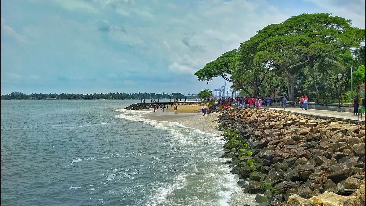 ഫോർട്ട് കൊച്ചി ബീച്ച് തുറന്നു