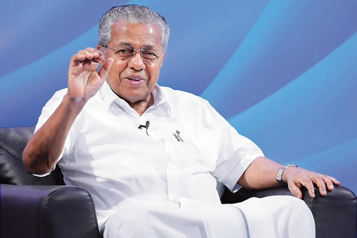 ജില്ലയിലെ 11 സ്മാര്ട്ട് വില്ലേജ് ഓഫീസുകളുടെ നിര്മാണ ഉദ്ഘാടനവും പട്ടയ വിതരണവും നടത്തി