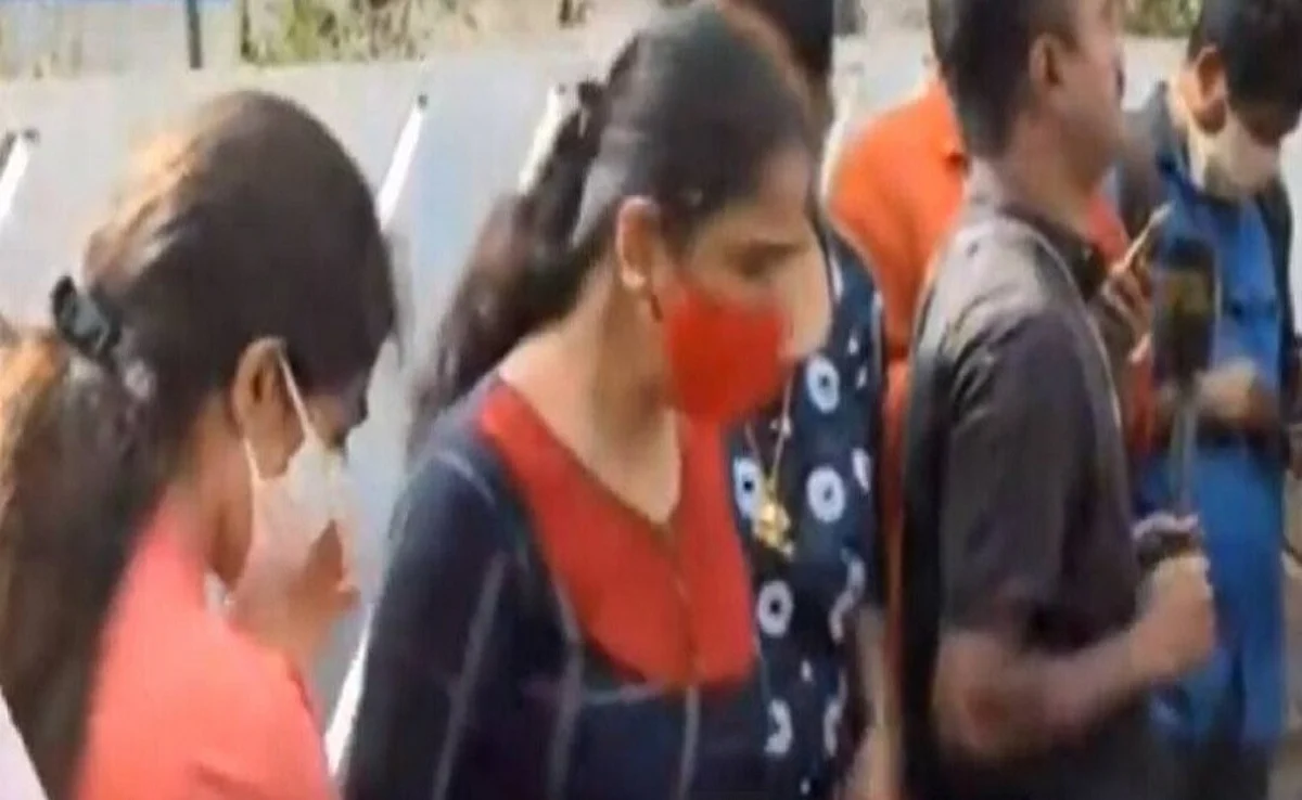ബിനീഷ് കോടിയേരിയുടെ വീടിന് മുൻപിൽ നാടകീയ സംഭവങ്ങൾ; പ്രതിഷേധവുമായി ബന്ധുക്കൾ