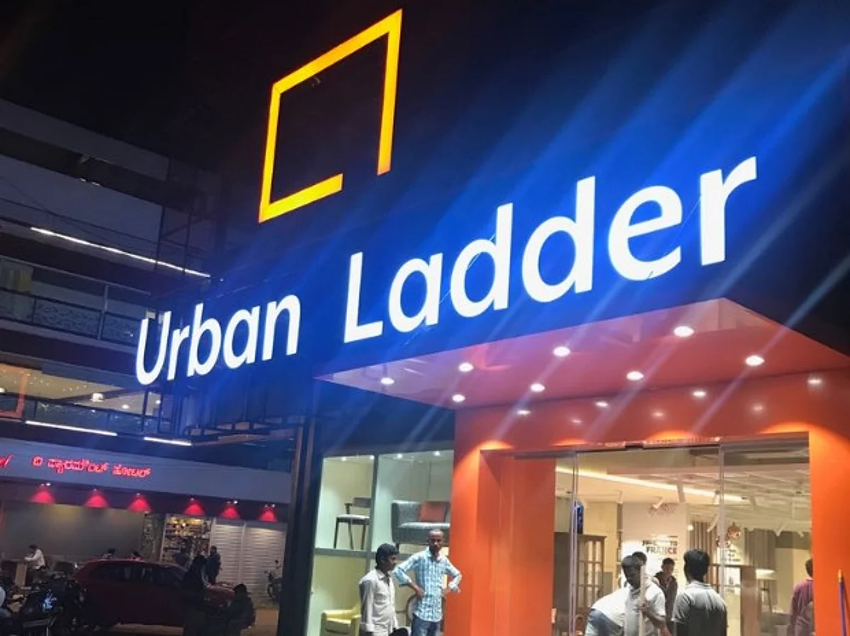 അര്ബന് ലാഡര് കമ്പനി സ്വന്തമാക്കി റിലയന്സ്