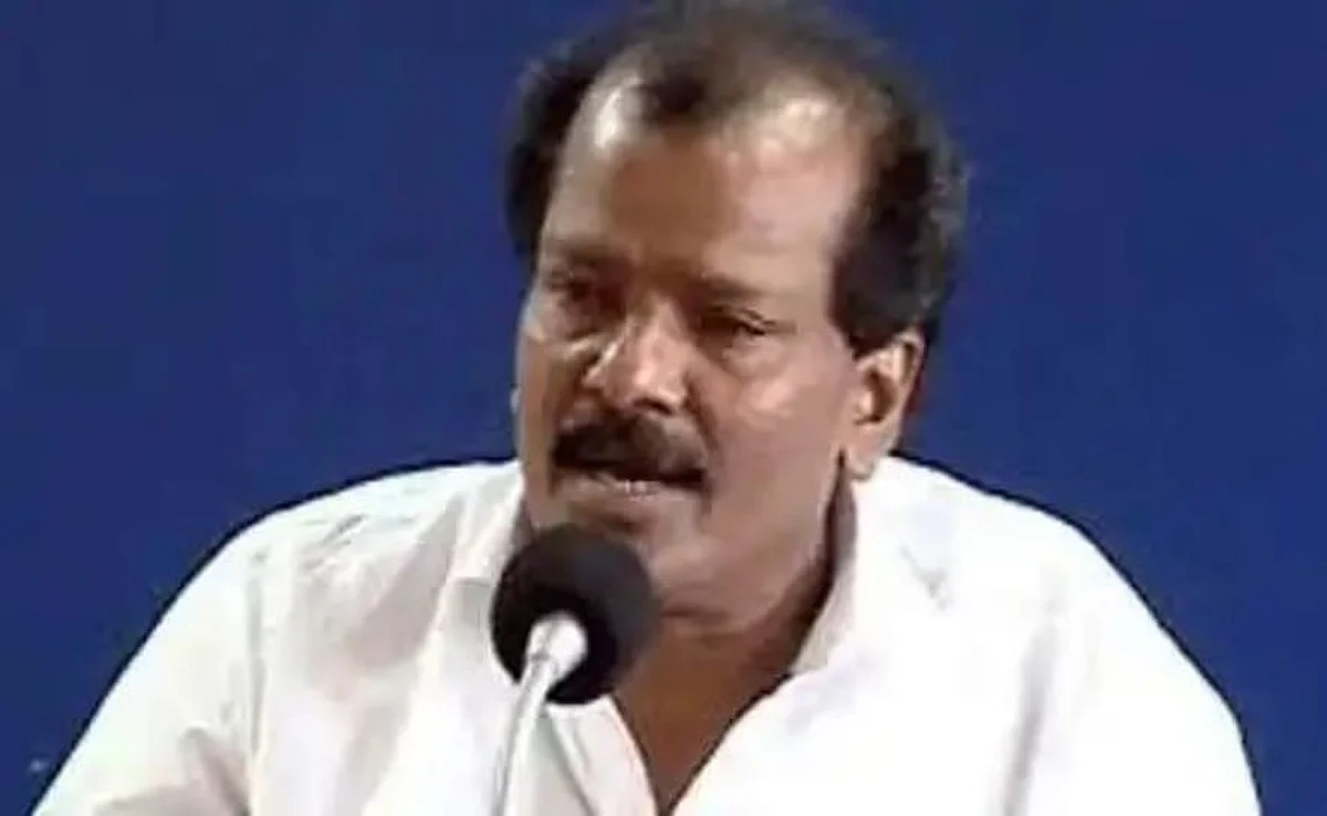 പിഡിപിയിൽ നിന്ന് പൂന്തുറ സിറാജിനെ പുറത്താക്കി
