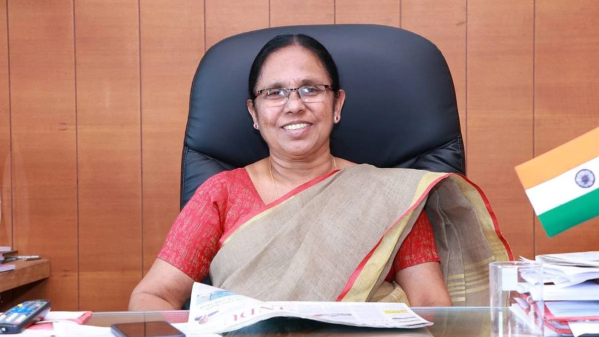 കോവിഡ് വാക്സിന് എടുക്കുന്ന ചിത്രത്തെ പരിഹസിച്ചവര്ക്ക് മറുപടിയുമായി മന്ത്രി കെ കെ ശൈലജ
