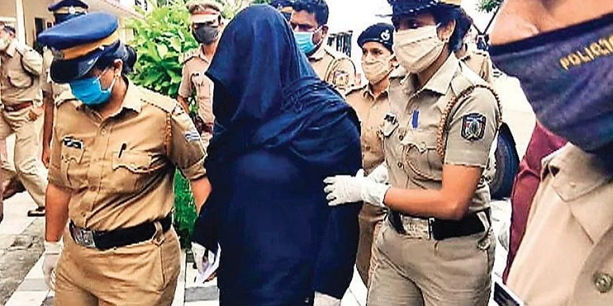 സ്വപ്ന സുരേഷിന്റെ ആരോപണം ഗൗരവമുള്ളത്; യാതൊരു വിധ ഭീഷണിയും അനുവദിക്കരുത്: കോടതി