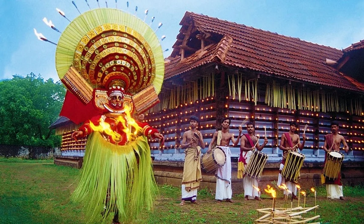 സംസ്ഥാനത്ത് ഉത്സവങ്ങള്ക്കും കലാപരിപാടികള്ക്കും അനുമതി; ജനുവരി 5 മുതല് തുടങ്ങാം