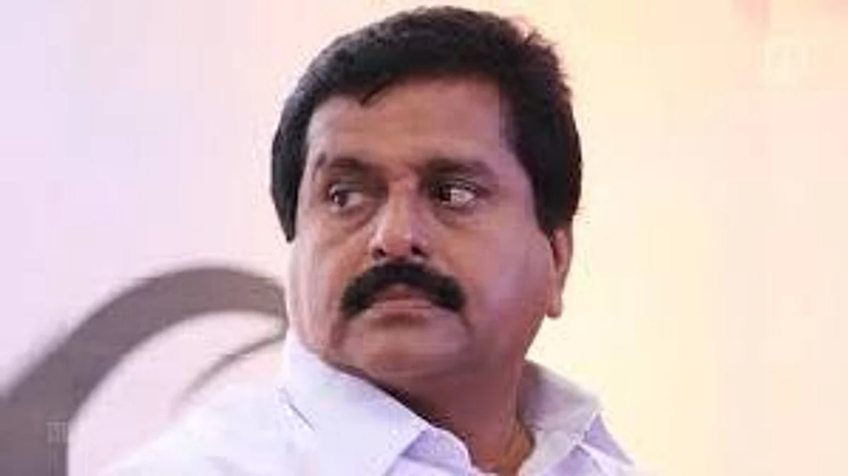 പൊലീസ് കസ്റ്റഡിയിലുള്ള സിപിഒ റാങ്ക് ഹോൾഡേഴ്സിനെ വിടണം ;പ്രതിഷേധിച്ചു എം എൽ എ മാർ