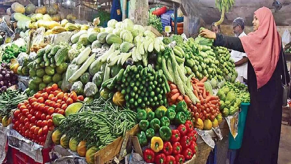 ഇന്ധന വിലയ്ക്കൊപ്പം കുതിച്ച് പച്ചക്കറി വിലയും; നടുവൊടിഞ്ഞ് ജനം