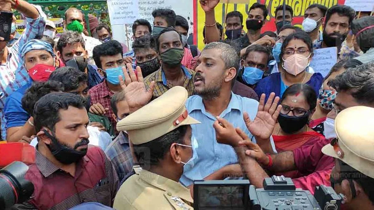 സെക്രട്ടേറിയറ്റിനു മുന്നില് സമരം ശക്തമാക്കി പിഎസ്സി റാങ്ക് ഹോള്ഡേഴ്സ്