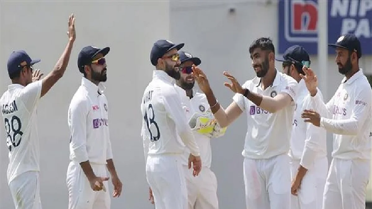 രണ്ട് ഓപ്പണര്മാരെയും നഷ്ടമായി; ആദ്യ ടെസ്റ്റ് മത്സരത്തില് ഇന്ത്യക്ക് ബാറ്റിംഗ് തകര്ച്ച
