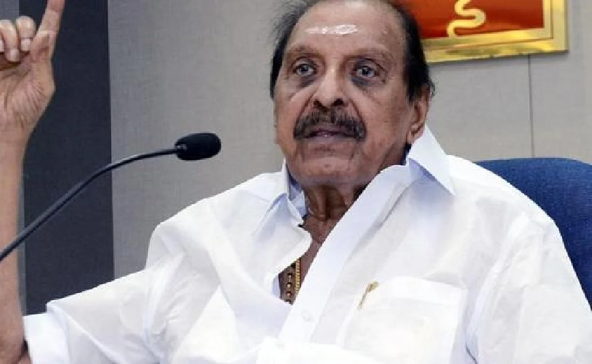 മുന് മന്ത്രി ആര്. ബാലകൃഷ്ണപിള്ള അന്തരിച്ചു