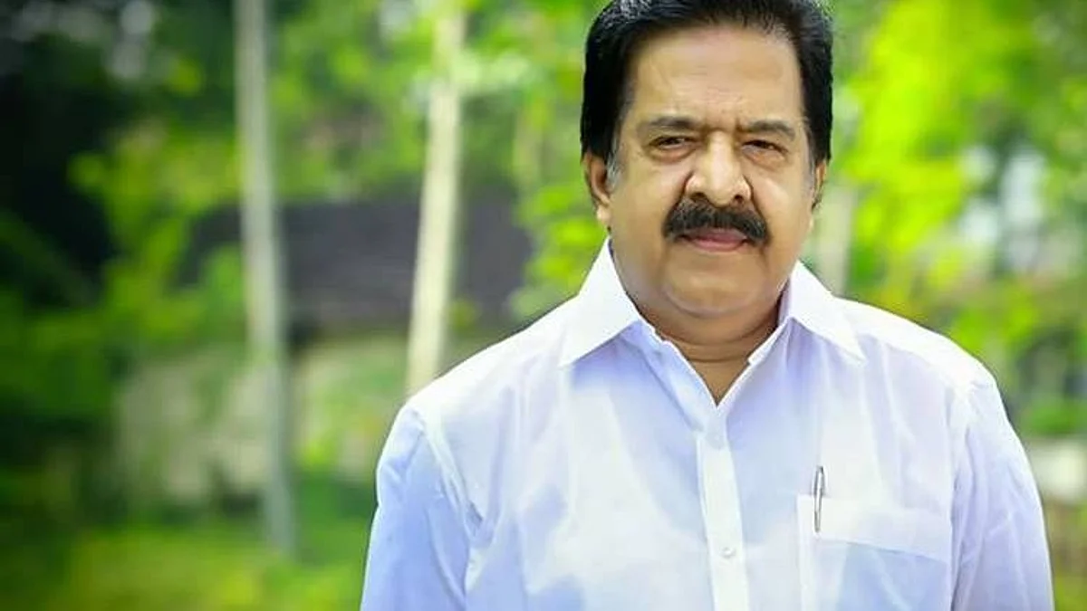 രാഹുൽ ഗാന്ധിയെ അധിക്ഷേപിച്ച് മുൻ എം പി ജോയിസ് ജോർജിന് എതിരെ രൂക്ഷ വിമർശനവുമായി രമേശ് ചെന്നിത്തല