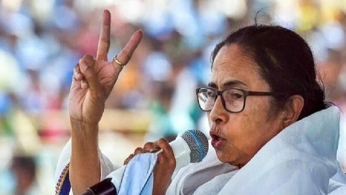 പ്രശസ്തിക്ക് വേണ്ടി വാക്സിന് കയറ്റി അയക്കുന്നു; കേന്ദ്രസര്ക്കാരിനെ കുറ്റപ്പെടുത്തി മമത