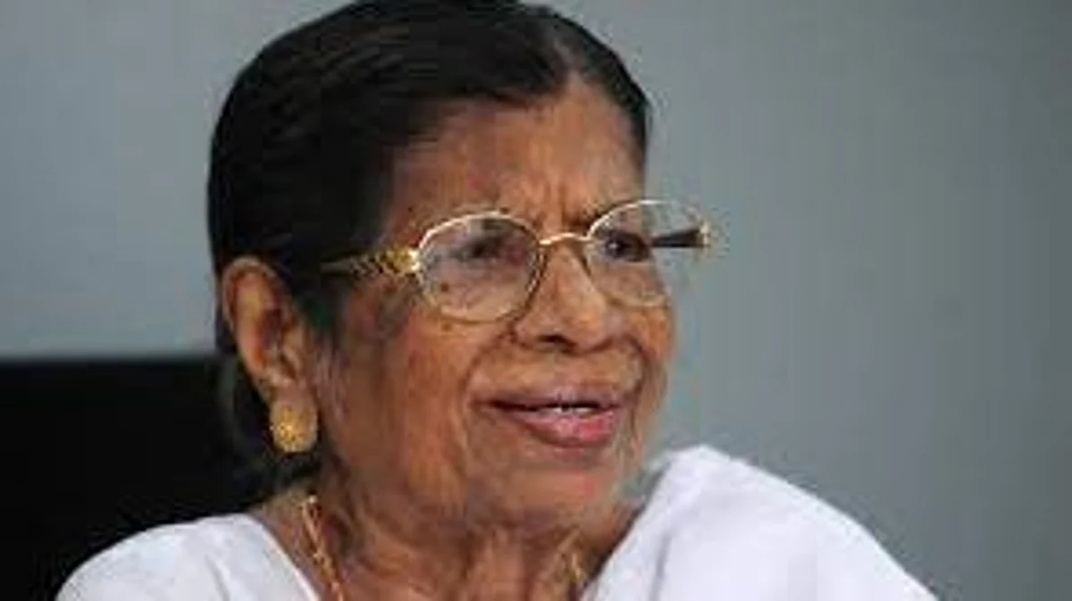 കെ ആർ ഗൗരിയമ്മയുടെ ആരോഗ്യനിലയിൽ നേരിയ പുരോഗതി