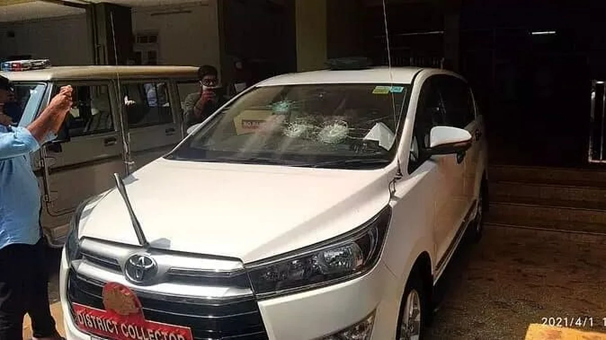 കോഴിക്കോട് ജില്ലാ കളക്ടറുടെ വാഹനത്തിന് നേരെ കല്ലേറ്