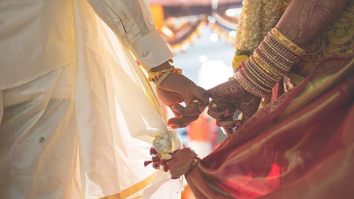 സംസ്ഥാനത്ത് കൂടുതൽ മതം മാറ്റം നടക്കുന്നത് ഹിന്ദു മതത്തിലേക്കെന്ന് റിപ്പോർട്ട്