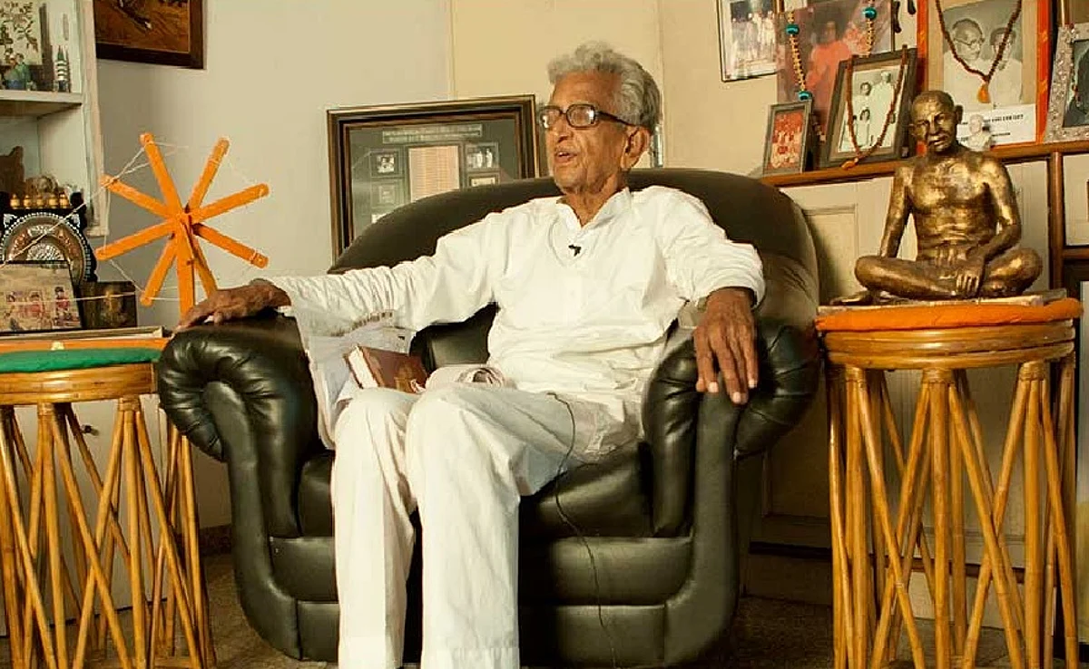 മഹാത്മാ ഗാന്ധിയുടെ പേഴ്സണല് സെക്രട്ടറി വി. കല്യാണം നിര്യാതനായി