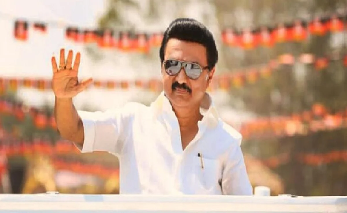 തമിഴ്നാട്ടില് ഡിഎംകെ ആധിപത്യം; സ്റ്റാലിന് മുഖ്യമന്ത്രി കസേരയിലേക്ക്