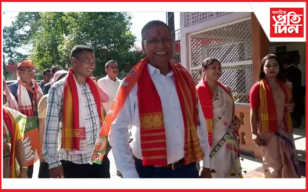 দেউৰী স্বায়ত্ত্ব শাসিত পৰিষদৰ নিৰ্বাচনঃ ধেমাজিত মুঠ ১৬ গৰাকীৰ মনোনয়ন দাখিল
