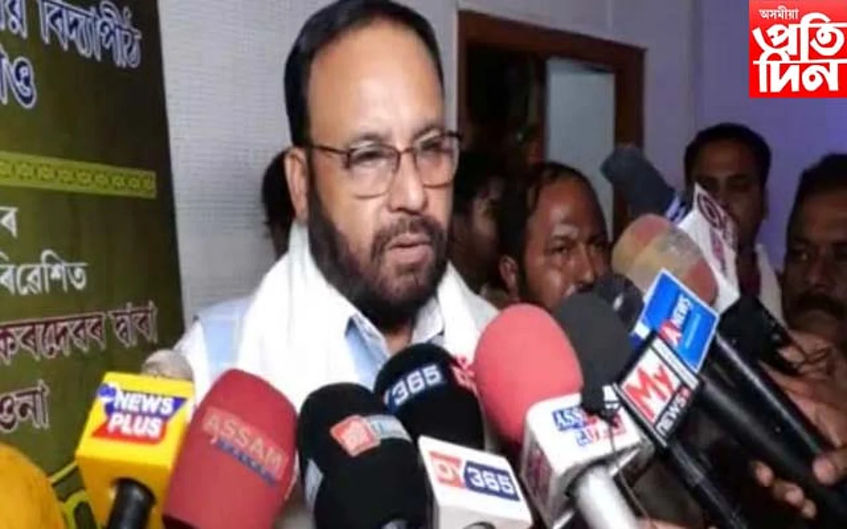 নগাঁৱত স্বাস্থ্যমন্ত্ৰী কেশৱ মহন্ত