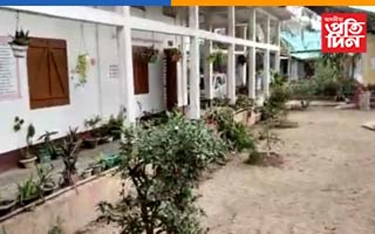 খেতিসমূহে আকৰ্ষণ কৰে ৰাইজক