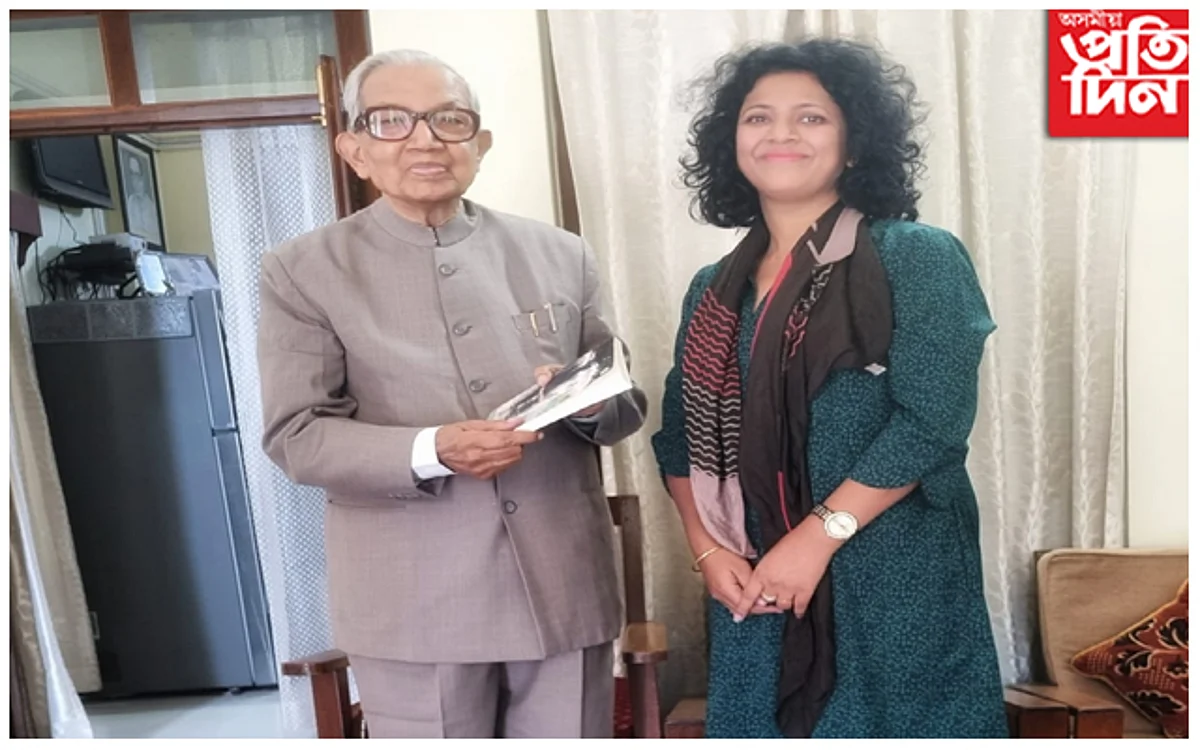 উন্মোচন হ'ল লেখিকা গিৰিমল্লিকা শইকীয়াৰ সদ্য প্ৰকাশিত গ্ৰন্থ 'অনন্য অৰণ্য'