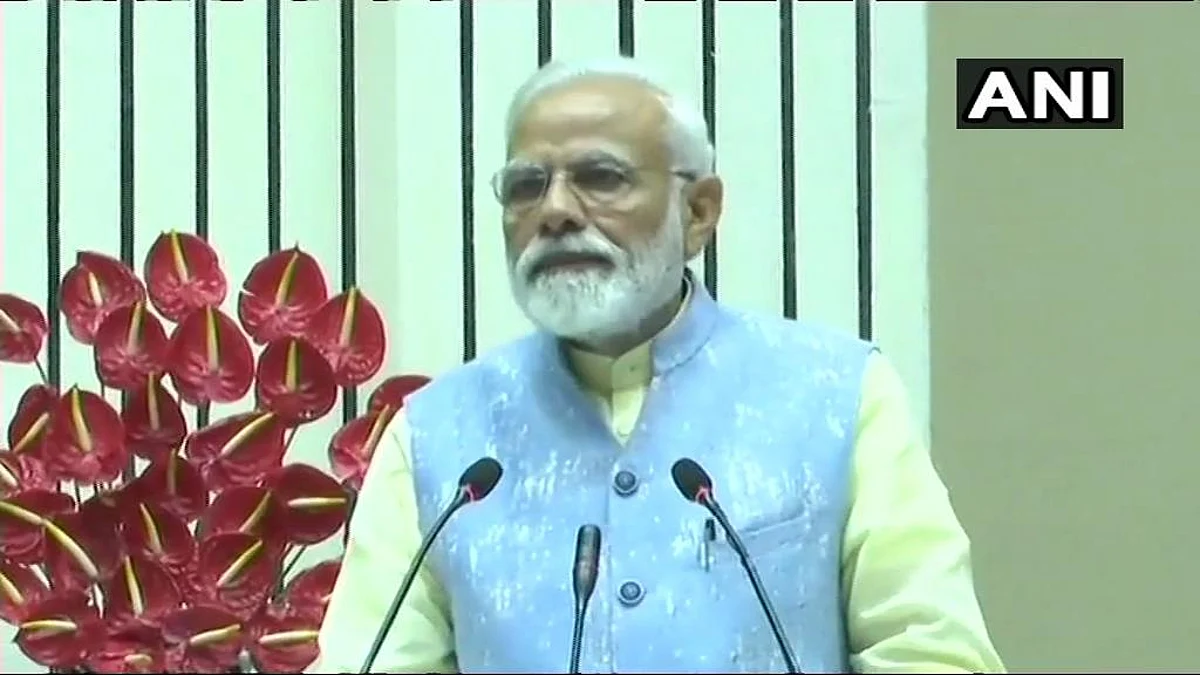 ‘বৈমানিক অভিনন্দনক ঘূৰাই আনিবলৈ প্ৰধানমন্ত্ৰীয়ে শক্তি আৰু সময় ব্যৱহাৰ কৰক’