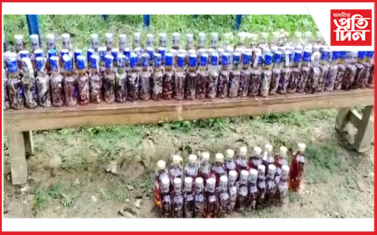 পুখুৰীত মাছ নহয়ঃ ওলাইছে বটলে বটলে বিলাতী সুৰা…