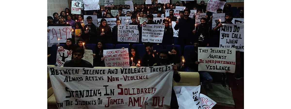 JNU Violence FIR transferred to Crime Branch from Vasant Vihar (North) PS; Delhi Court seeks status report within seven days