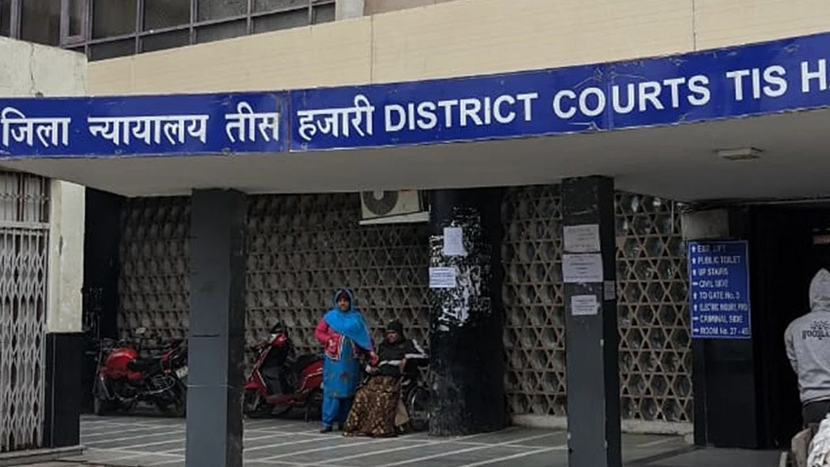 Delhi court convicts former Bar President Rajiv Khosla for assault of woman lawyer in 1994