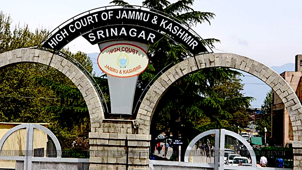 Not standing up while National Anthem is being sung or not singing National Anthem is not an offence: Jammu & Kashmir High Court